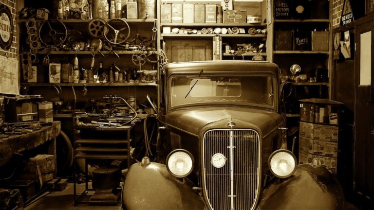 The Challenges of RORO Shipping Antique Cars